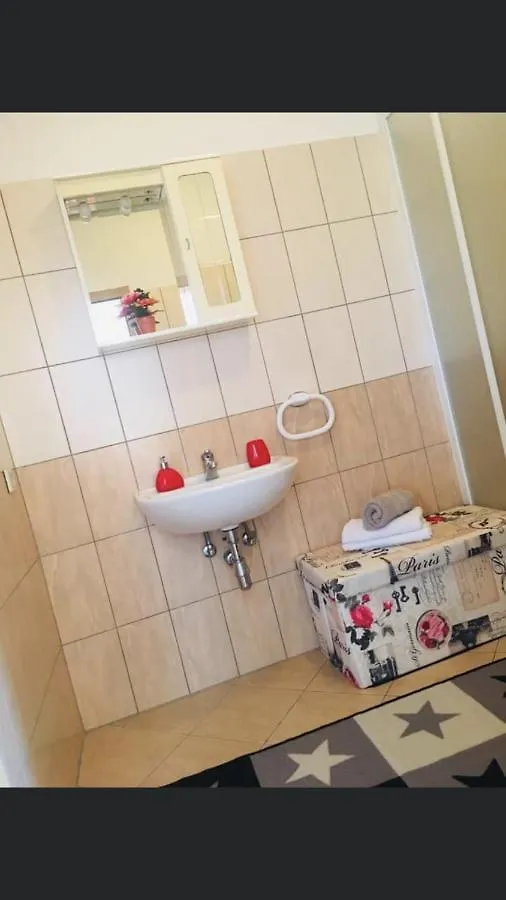 Appartement Studio Trogir Helena à Plano Séjour chez l'habitant